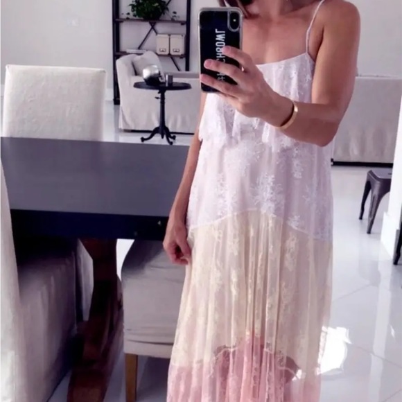 Philosophy di Lorenzo Serafini Sunset Lace Ruffle Maxi Dress - Picture 2 of 5